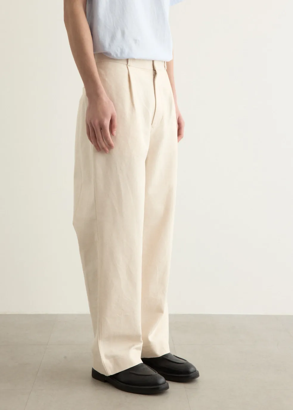 Chino Tuck Straight Cotton Duck Pants