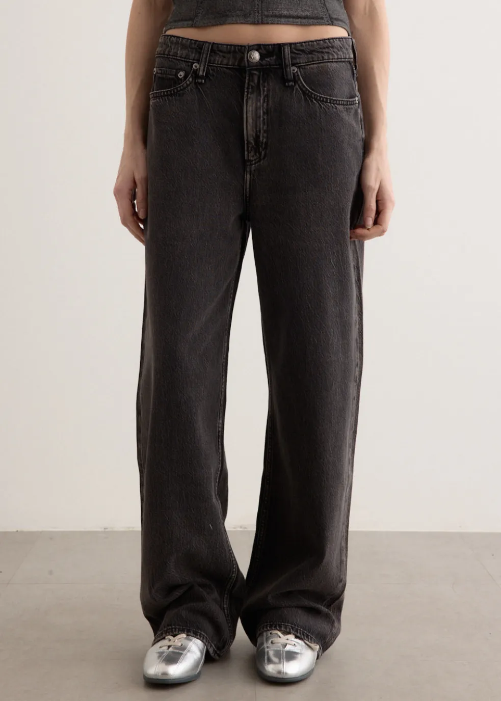 Featherweight Logan Jeans