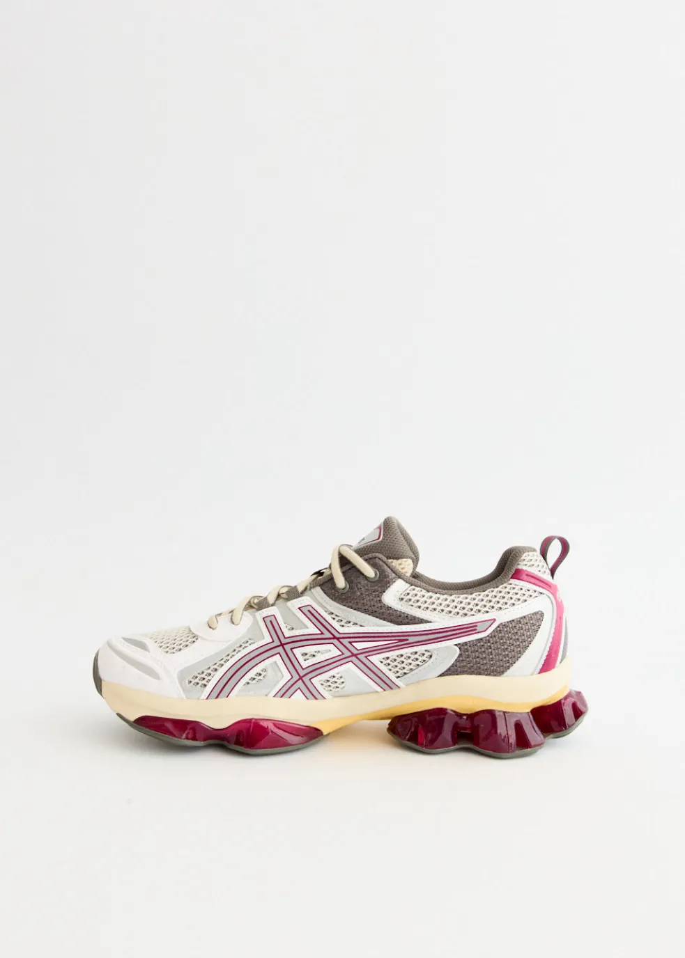 Gel-Quantum Kinetic 'Cream Dried Berry' Sneakers