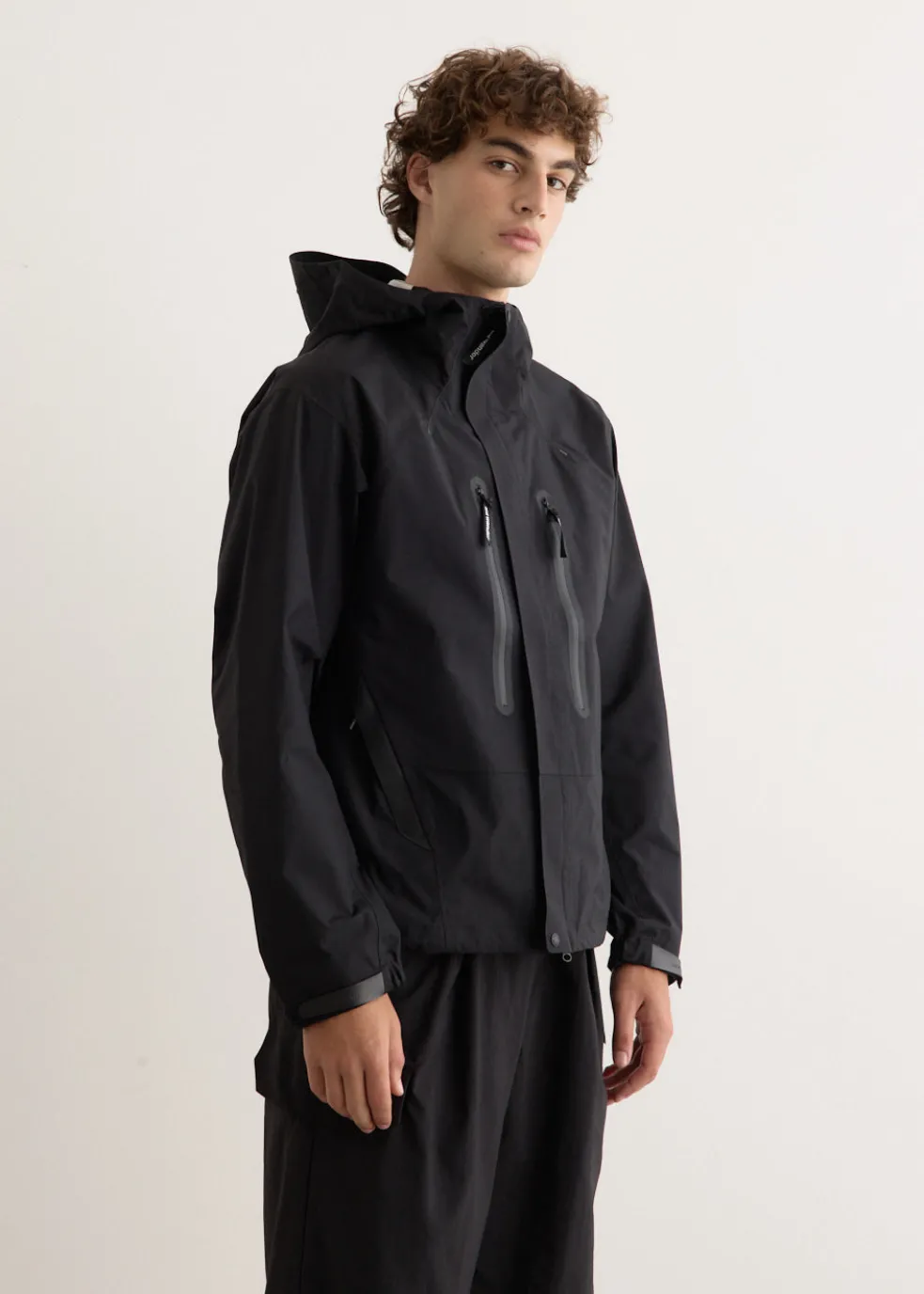 2.5L Hiker Rain Jacket