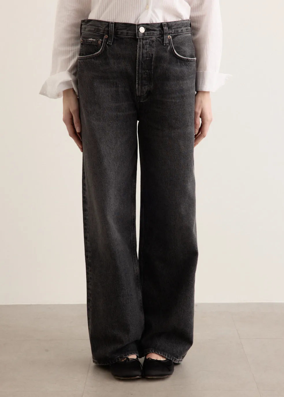 Low Slung Baggy Jeans