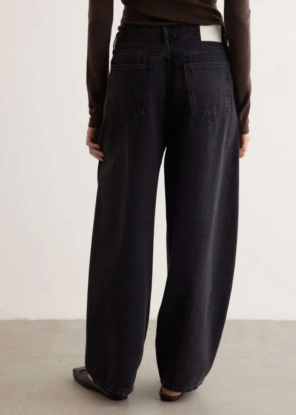 Mid Rise Balloon Jeans