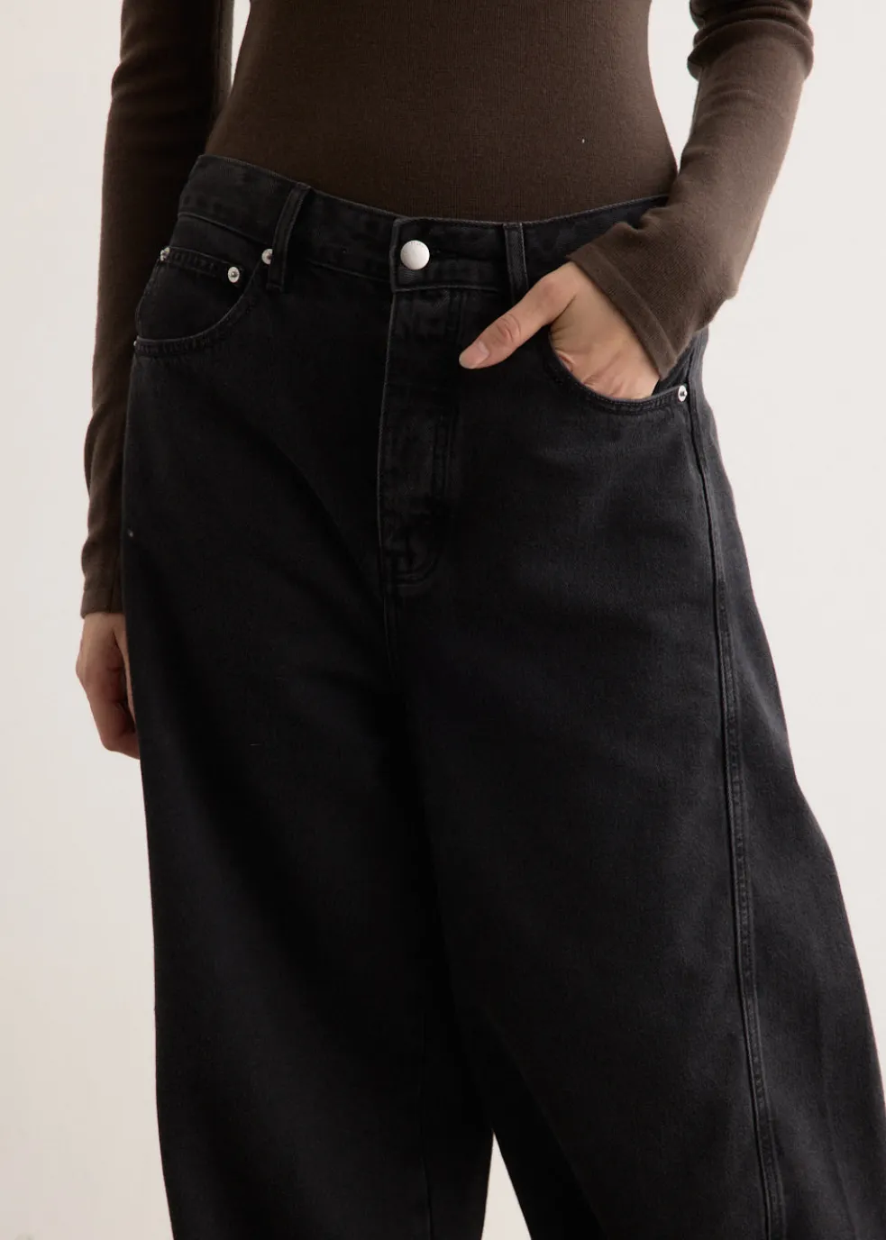 Mid Rise Balloon Jeans