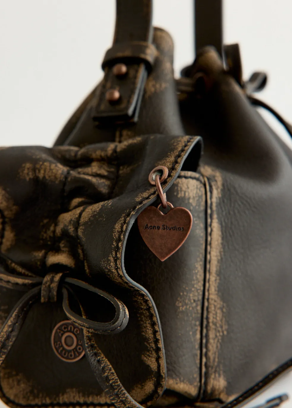 Multipocket Mini Bucket Bag