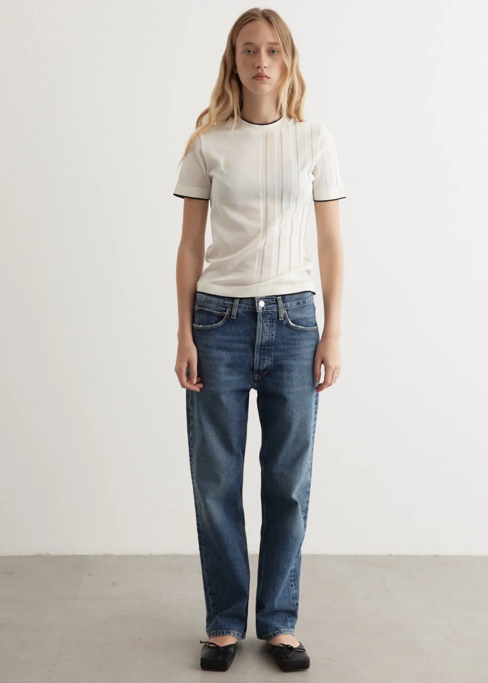 90's Mid Rise Straight Jeans