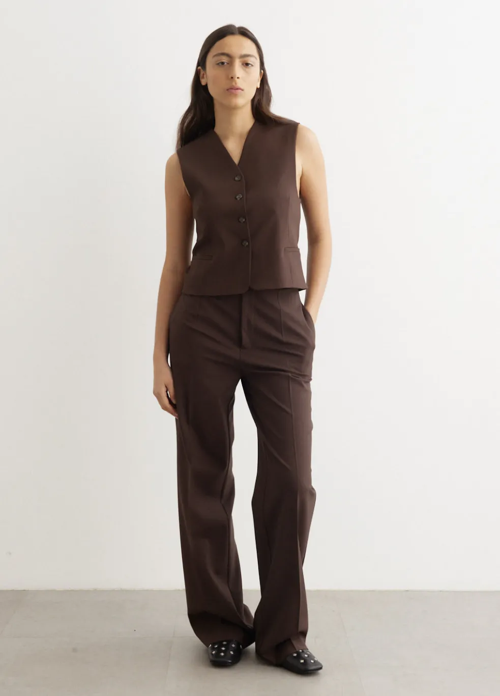 Teora Sleeveless Vest